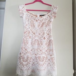 Fits Size 2 and 4, White/Nude Lace Dress